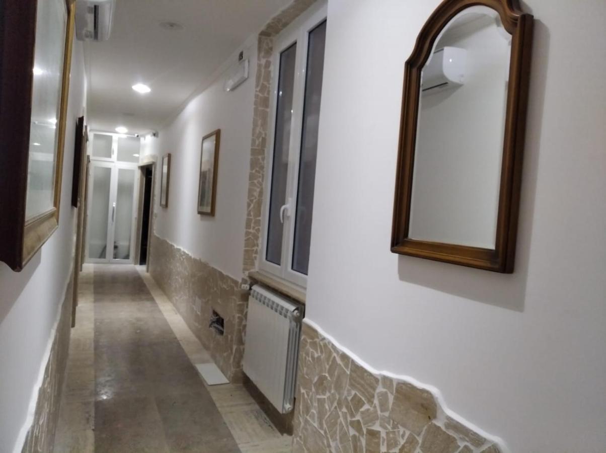 Hotel Barone House à Rome Extérieur photo