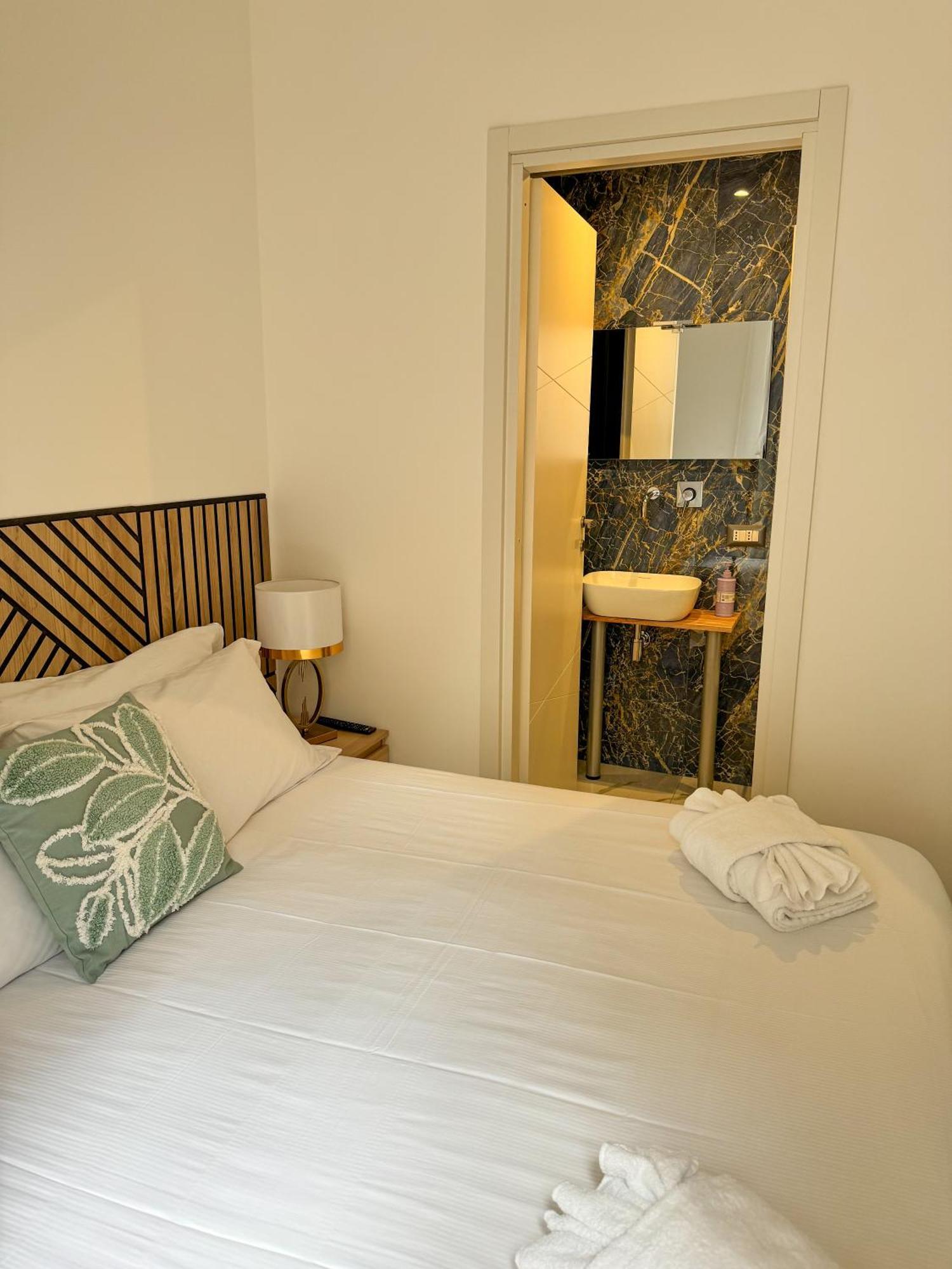 Hotel Barone House à Rome Extérieur photo
